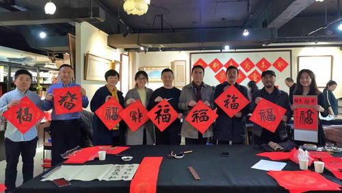 春風拂面翰墨香——鄭州美協書畫家走進鄭東新區天下收藏文化街